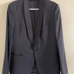 Hugo Boss Black Shawl Lapel Tuxedo Jacket perfect for wedding season. 100%wool